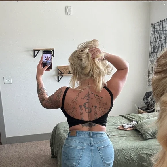 open back athletic tank top - Picture 2 of 2